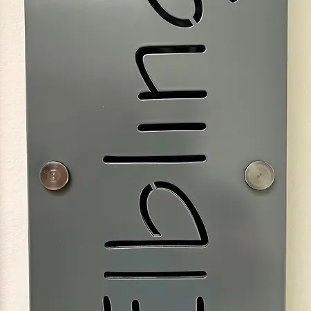 Elbling Apartment *